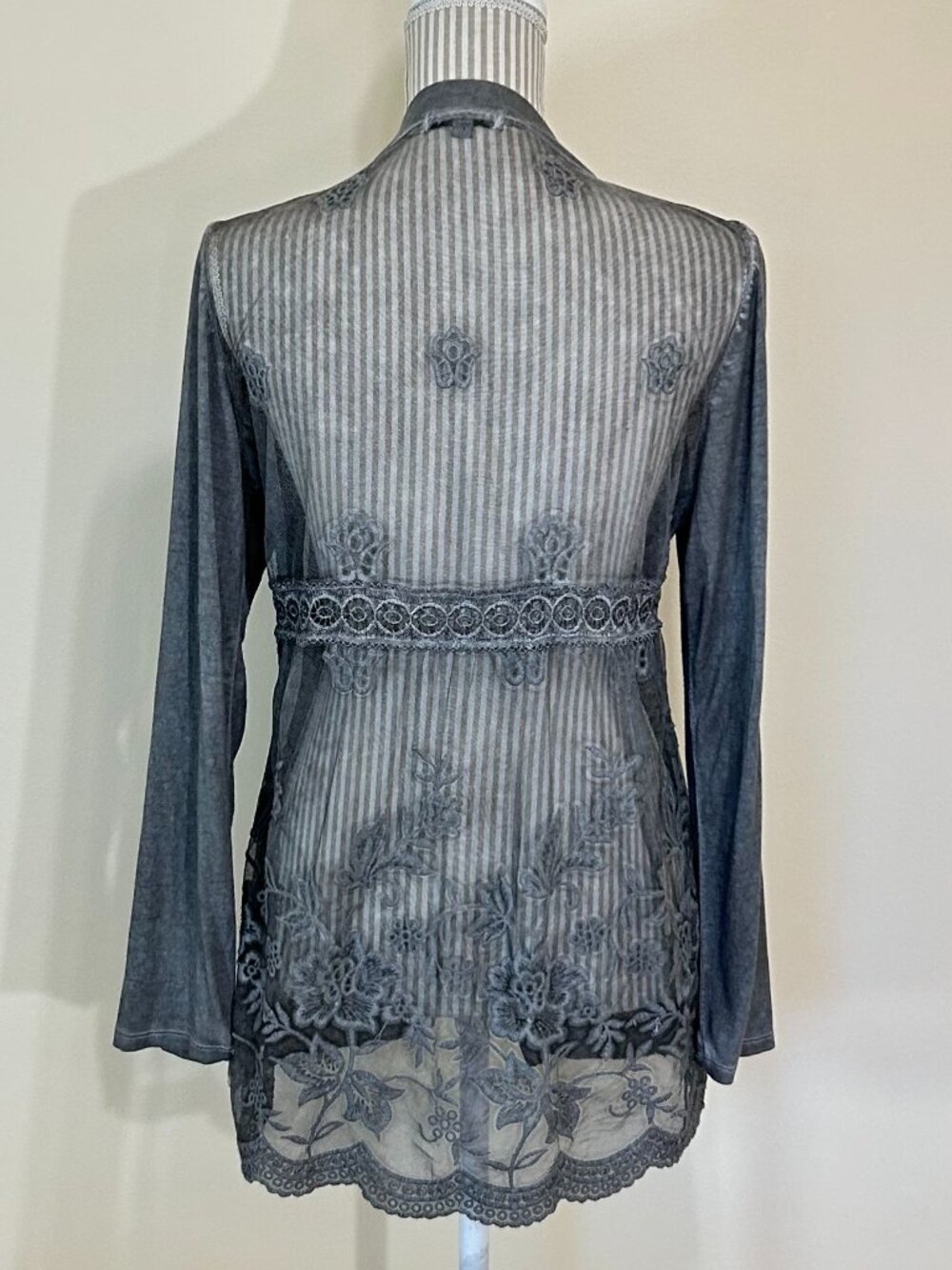 Loggia de Tessitori Lace Open Front Cardigan Grey Size L
